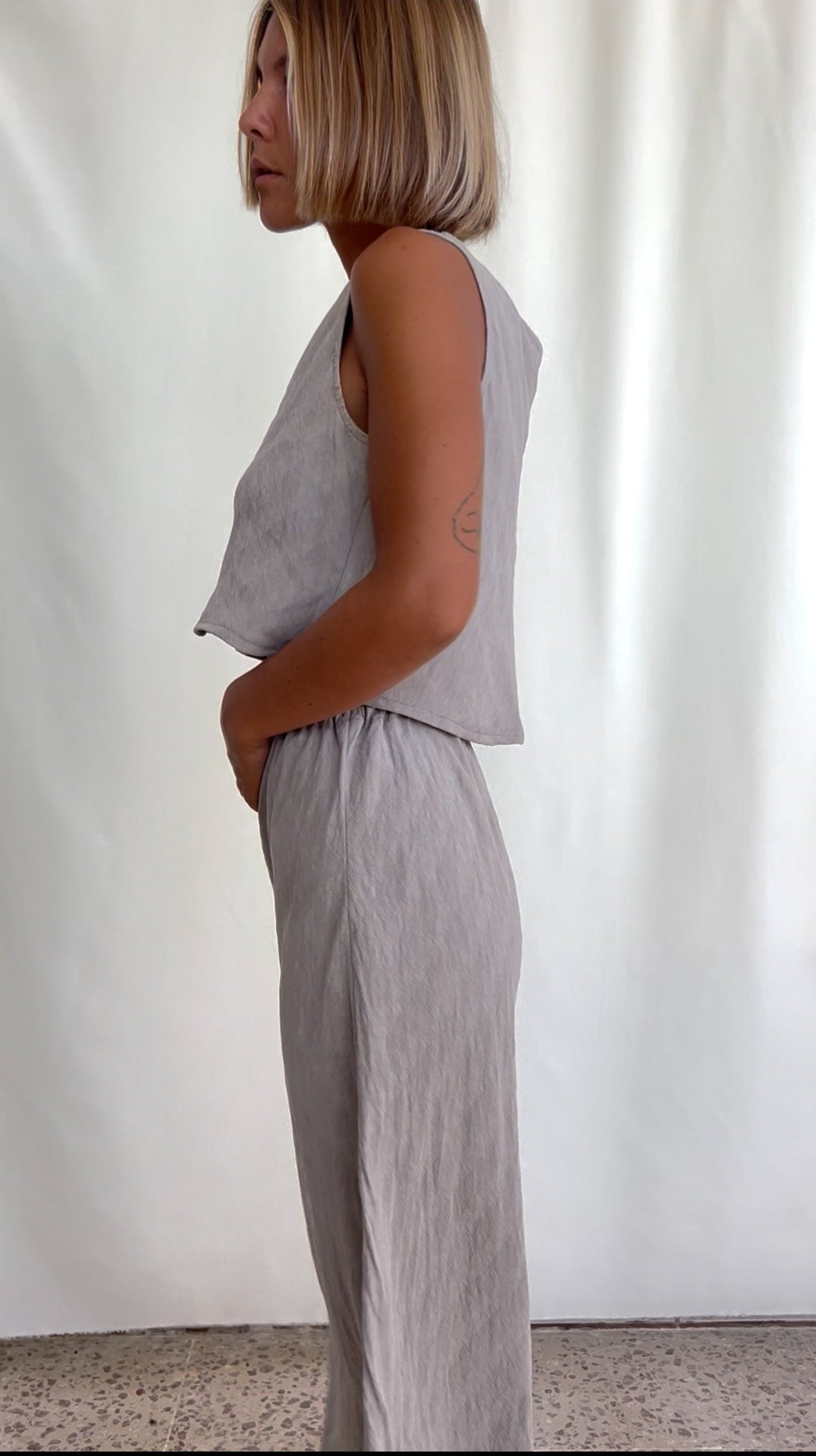 90' Stone linen set